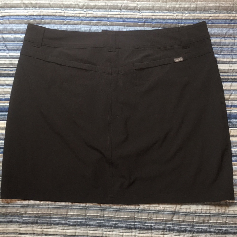 Eddie Bauer Black Adventurer Skort size 14